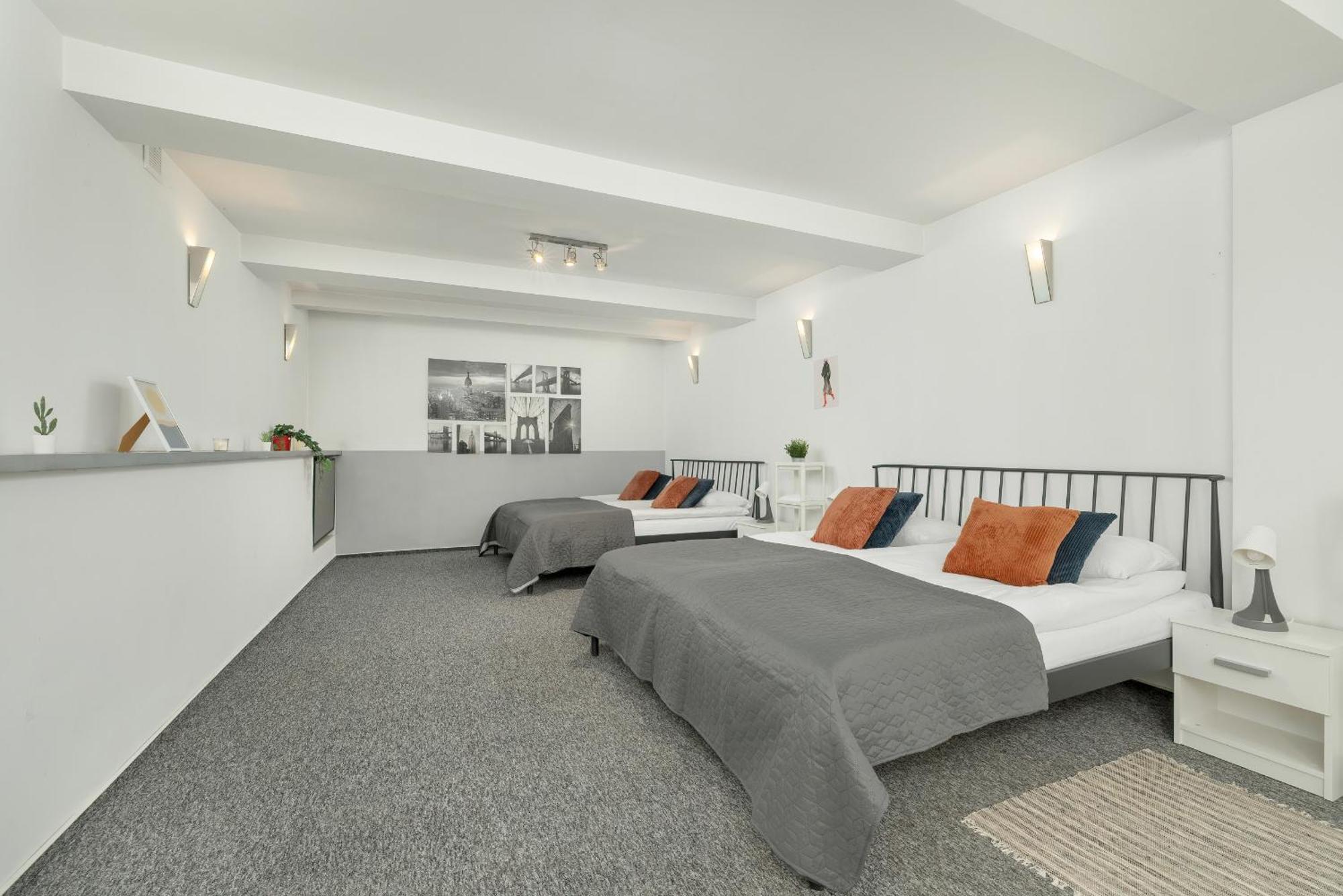 Apartament Przyszlosci Z Dwiema Sypialniami W Krakowie By Renters * Krakau