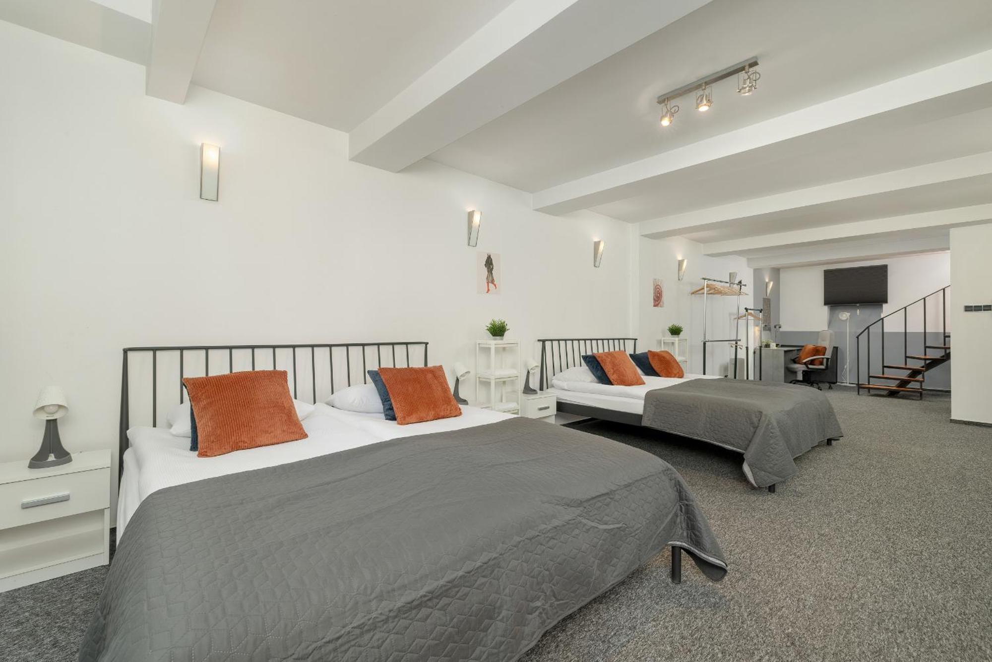 Apartament Przyszlosci Z Dwiema Sypialniami W Krakowie By Renters Apartment Krakau